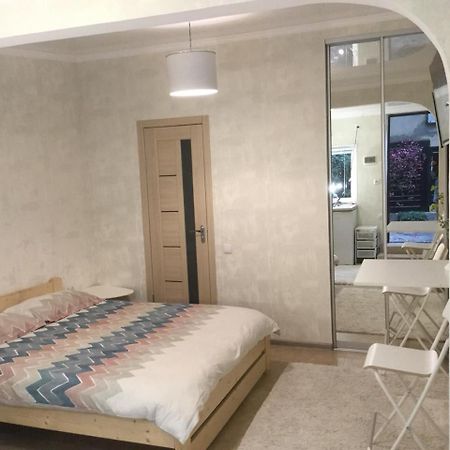 Дворик На Жуковского Apartment Odesa Exterior photo